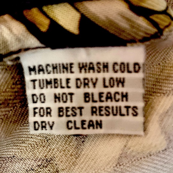 Tommy Bahama Silk Tropical Hawaiian Button Front Shirt - Picture 12 of 16